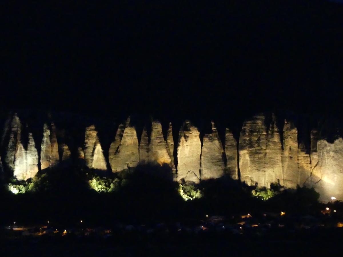 Les Vieux Murs Montfort  Екстериор снимка