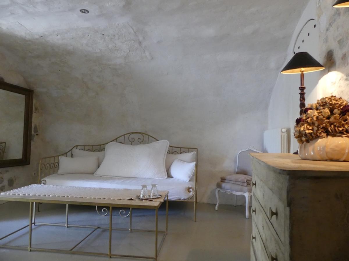 Les Vieux Murs Montfort  Екстериор снимка